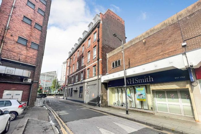 105-107 Ferensway, Kingston upon Hull, Yorkshire, HU1 3UN 7