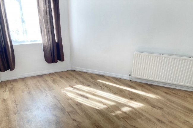 52 Eastlake Road, Camberwell, London, SE5 9QL 10