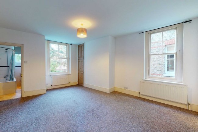 Flat 16, Elmfield Mansions, Elmfield Road, London SW17 8AA 9