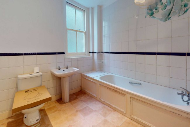 Flat 16, Elmfield Mansions, Elmfield Road, London SW17 8AA 9