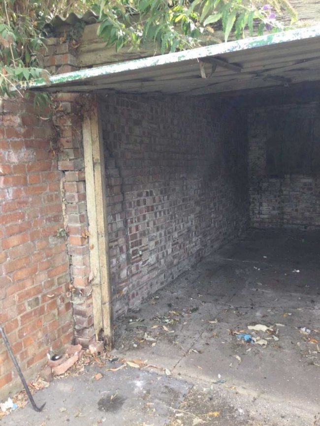 Garage to the Rear of Ruby Mews, Palmers Green, London N13 4EN
 2