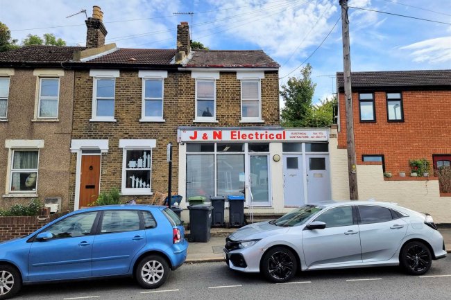 73/73A Sussex Road, South Croydon, Surrey CR2 7DB
 4