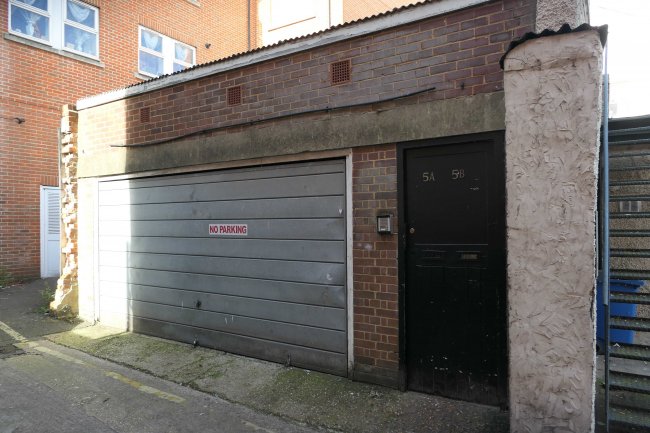 5 5A & 5B Union Street, Aldershot, Hampshire GU11 1EG 3