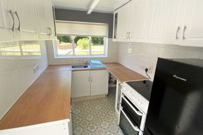 8 and 9 South Gardens, South Harting, Petersfield, West Sussex GU31 5QJ 1