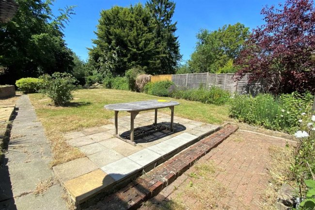 8 and 9 South Gardens, South Harting, Petersfield, West Sussex GU31 5QJ 1