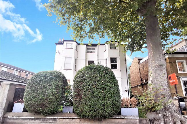 34c Ainsworth Road, Hackney, London E9 7LP 8