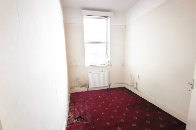 34c Ainsworth Road, Hackney, London E9 7LP 8