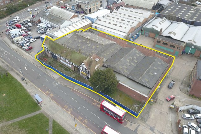 496 Church Lane, Kingsbury, London, NW9 8UA 1