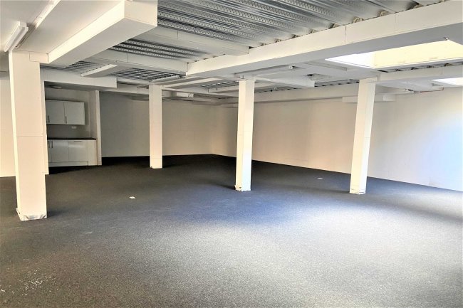 Unit A, 1A Bickley Road, London, E10 7AQ 5