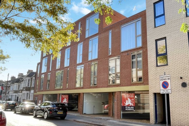 Unit A, 1A Bickley Road, London, E10 7AQ 5