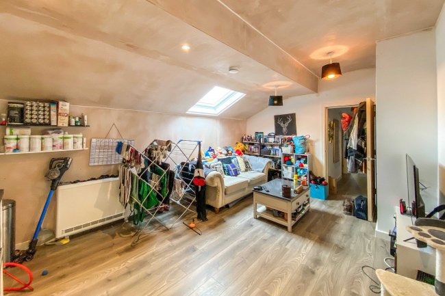 243 Castleview House East Lane, Runcorn, Cheshire WA7 2DW 4