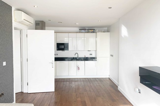 Flat 6 Whitecross Apts, 269 High Street, Stratford, London E15 2TF 4