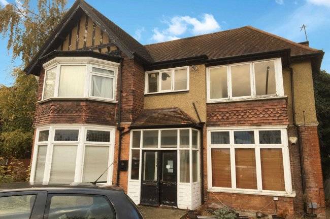 Flat 4B, 23 Burnt Ash Lane, Bromley, Kent, BR1 4DJ 2