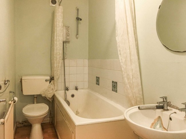 Flat 4B, 23 Burnt Ash Lane, Bromley, Kent, BR1 4DJ 2