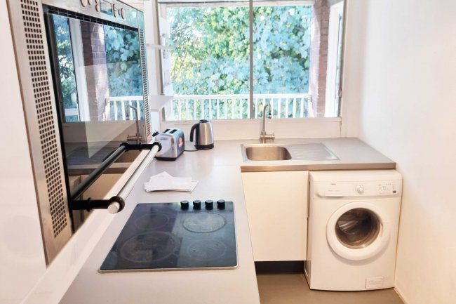 36 Kitley Gardens, London, SE19 2RY 8
