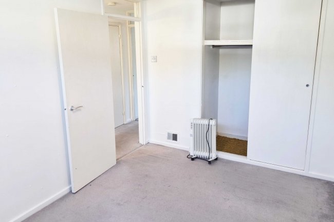 36 Kitley Gardens, London, SE19 2RY 8