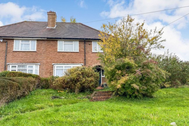 Hybank, 11 Guildford Road, Farnham GU9 9PU
 8