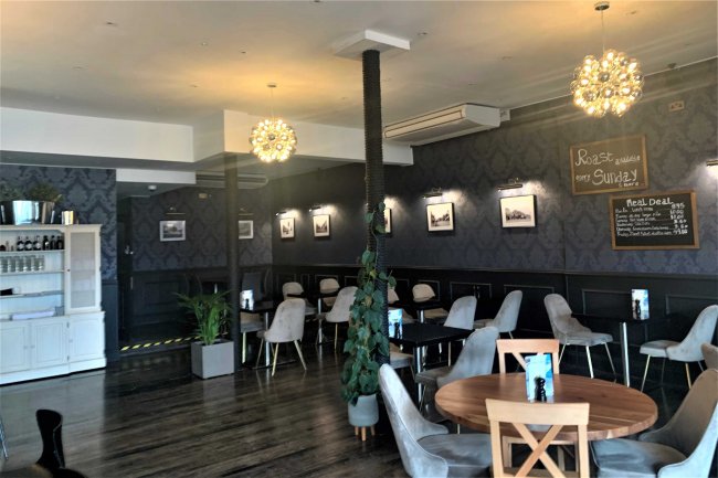 Malt & Hops, 891 High Road, North Finchley, London N12 8QA 1