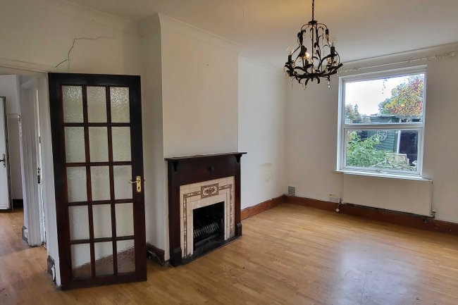 67 Churchdown, Bromley, Kent, BR1 5PJ 6
