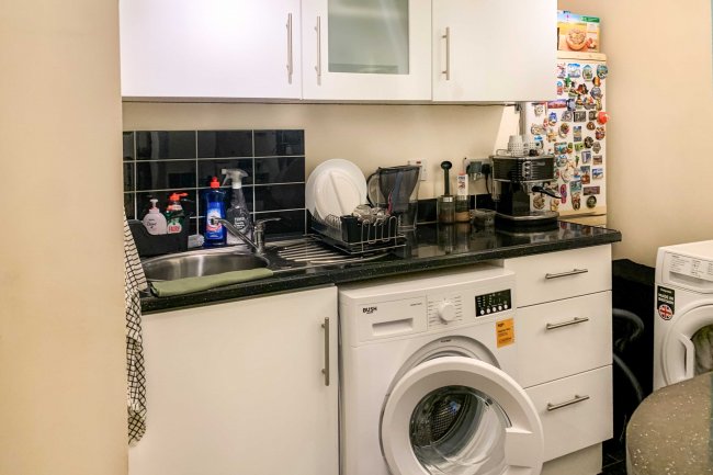 108 Blackheath Road, London, SE10 8DA
 1