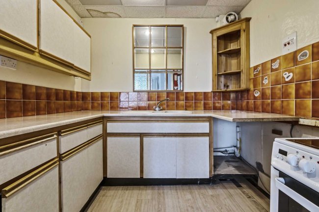 Garden Apartment, 1A Rockleaze Avenue, Sneyd Park, Bristol BS9 1NG
 5