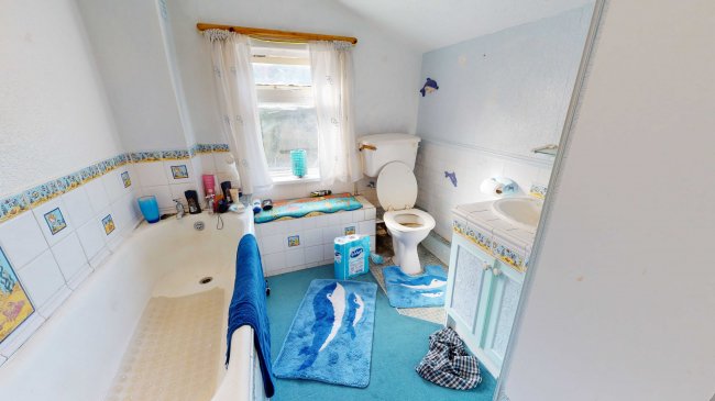 62 Alexandra Road, Englefield Green, Egham, Surrey, TW20 0RR
 2